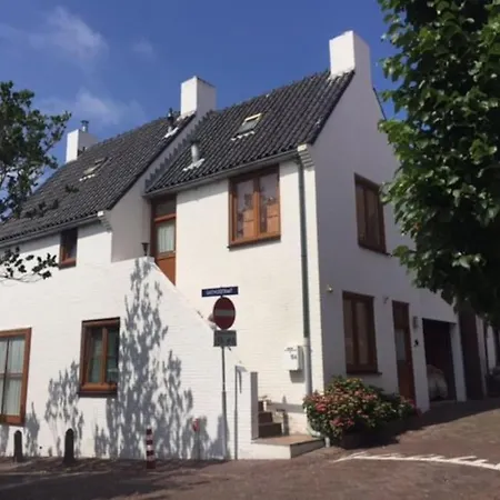 Rozenobel Zandvoort